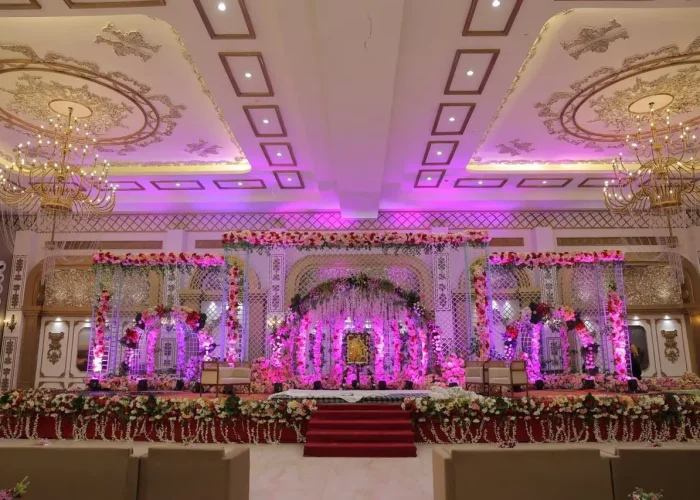 Welcome Stage Decor